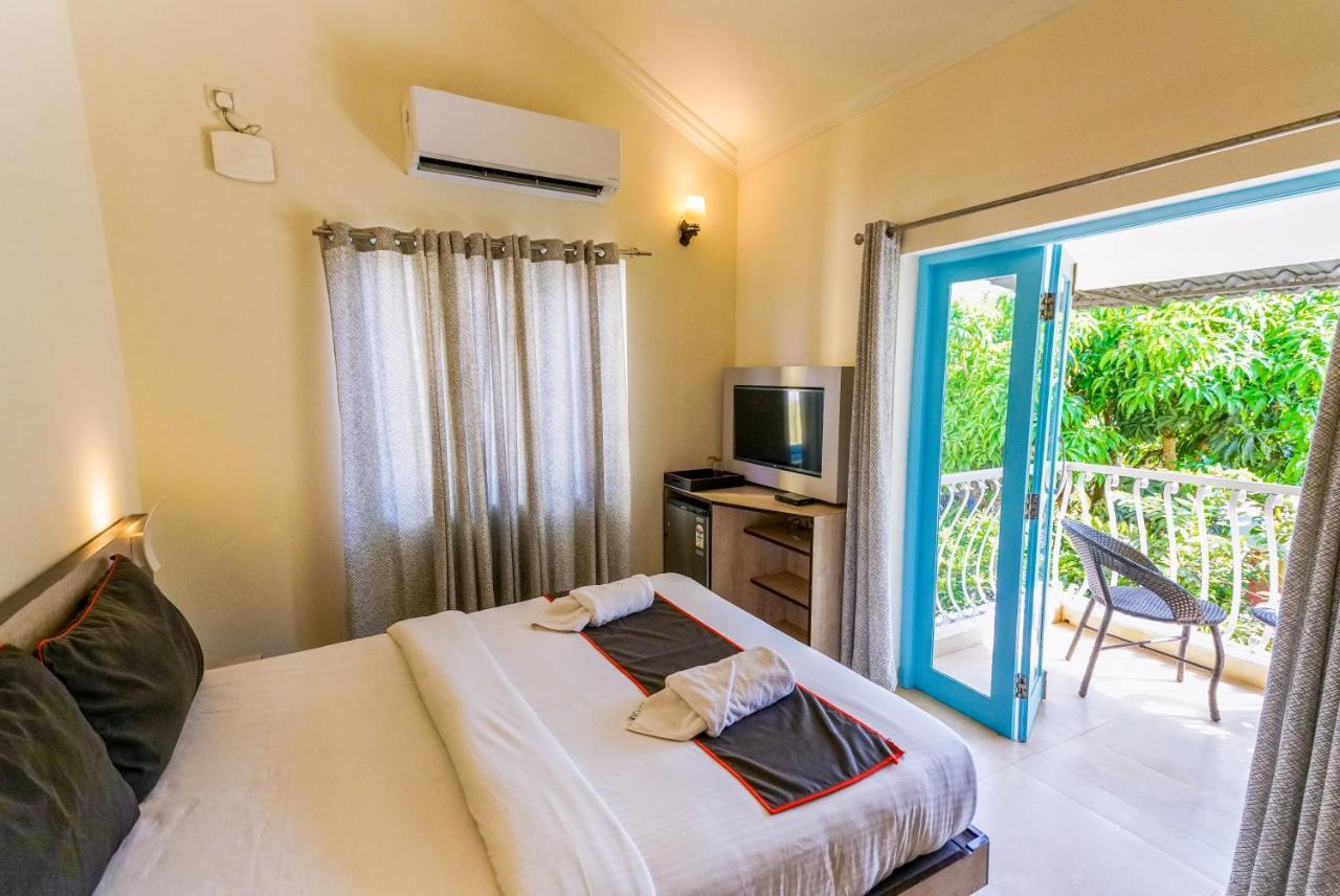 Shelsta Beach Resort Калангут Экстерьер фото